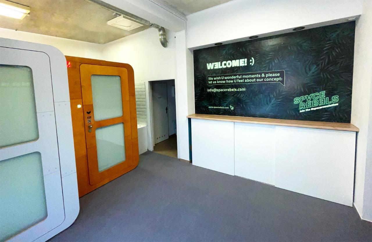 Spacerebels Breslavia Exterior foto